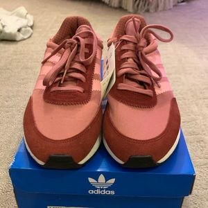 RARE Women’s Adidas I-5923 Burgundy and Pink